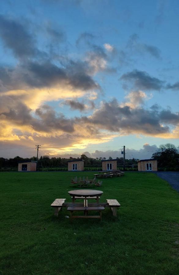 Stoneyford Luxurious Cabins Hotel Exterior photo